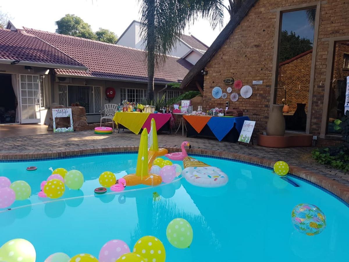 Cornerstone Guest Lodge Pretoria-Noord Exteriör bild